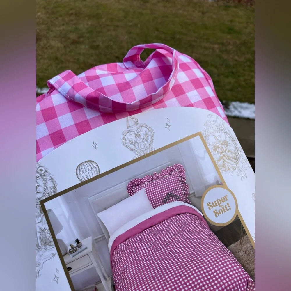Wicked Katie Kime Twin Comforter Pink Gingham Ruffles High Heels Print NEW